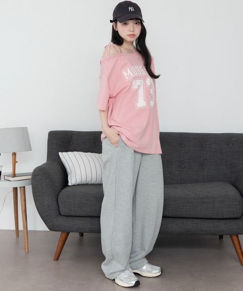 WEGO(ウィゴー)の「WEGO/2WAYグラフィックワンショルBIGT(Tシャツ/カットソー・レディース・その他6/その他4/その他1/その他2/その他3/その他5/その他8/その他7/その他9/その他11/その他12/その他10/その他13・FREE)」の21枚目の写真