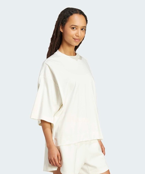 adidas(アディダス)の「Soft Lux ルーズ Tシャツ / アディダス adidas(Tシャツ/カットソー・レディース・ホワイト・X-SMALL/X-LARGE/MEDIUM/XX-LARGE/LARGE/SMALL)」の5枚目の写真