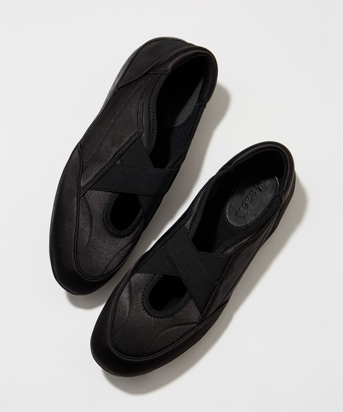 BARNYARDSTORM（バンヤードストーム）の「BARNYARDSTORM / クロスサテンバレエスニーカー【一部店舗限定】【『ネルソンさん』YouTubeご紹介アイテム】（スニーカー・レディース・ブラウン/ブラック・LL/L/M/S）」の2枚目の写真