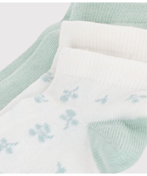 PETIT BATEAU（プチバトー）の「フラワー柄ソックス２枚組（ソックス/靴下・キッズ・その他1・3-4Y/5-6Y/8Y-10Y/12Y-14Y）」の2枚目の写真