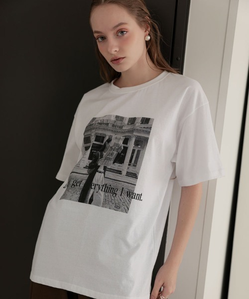 DONOBAN(ドノバン)の「スナップフォトTee(Tシャツ/カットソー・レディース・グレー/ホワイト・ONE SIZE)」の3枚目の写真