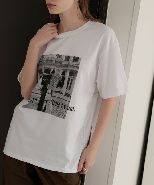 DONOBAN(ドノバン)の「スナップフォトTee(Tシャツ/カットソー・レディース・グレー/ホワイト・ONE SIZE)」の4枚目の写真
