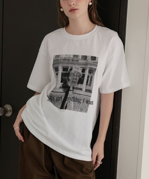DONOBAN(ドノバン)の「スナップフォトTee(Tシャツ/カットソー・レディース・グレー/ホワイト・ONE SIZE)」の6枚目の写真