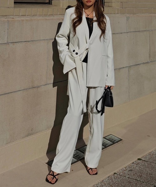 esutoreja（エストレジャ）の「サイドベルトジャケットセットアップ（セットアップ・レディース・アイボリー/ピンク・FREE）」の4枚目の写真