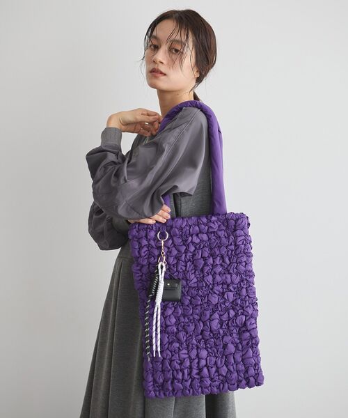 GARAGE OF GOOD CLOTHING(ガレージオブグッドクロージング)の「カラビナ付シャーリングトート(トートバッグ・レディース・レオパード/オレンジ/パープル/アイボリー/ブラック・FREE)」の3枚目の写真