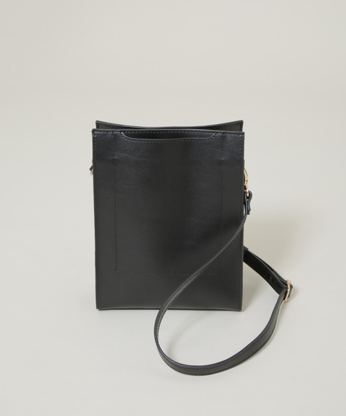 NANO universe（ナノユニバース）の「スクエアミニショルダーバッグ（ショルダーバッグ・レディース・ブラック/グレー系その他4・F）」の9枚目の写真