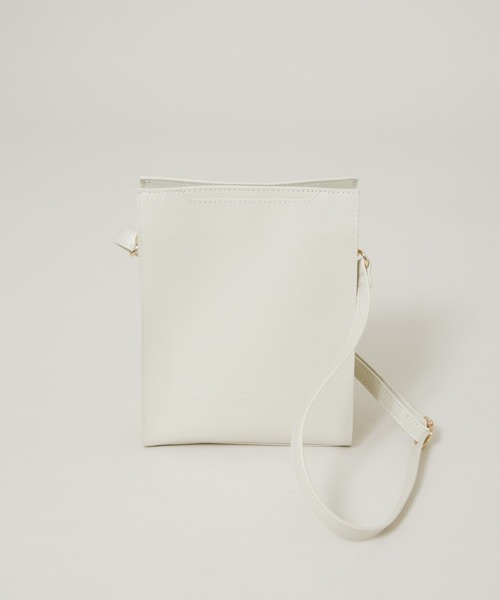 NANO universe（ナノユニバース）の「スクエアミニショルダーバッグ（ショルダーバッグ・レディース・ブラック/グレー系その他4・F）」の5枚目の写真