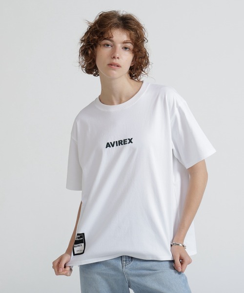 AVIREX(アヴィレックス)の「《WEB&DEPOT限定》CORE LOGO EMBROIDERY T-SHIRT(Tシャツ/カットソー・レディース・ホワイト系2/ブラック/ネイビー/イエロー・F)」の2枚目の写真