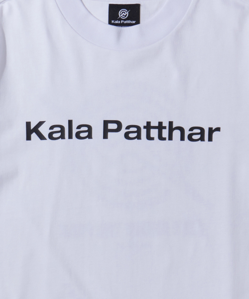 KALAPATTHAR(カラパタール)の「シグネチャーロゴ ルーズフィット Tシャツ - ホワイト(Tシャツ/カットソー・メンズ・その他・MEDIUM/LARGE/X-LARGE)」の7枚目の写真