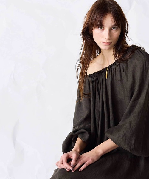 Bshop(ビショップ)の「WL | リネン バルーンスリーブドレス WOMEN(ワンピース・レディース・ブラック/ブラウン・F)」の2枚目の写真