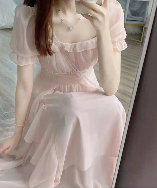 CHUL(チュル)の「シアーフリルティアードロングワンピース(ワンピース・レディース・ピンク/ホワイト・LARGE/MEDIUM/SMALL)」の6枚目の写真