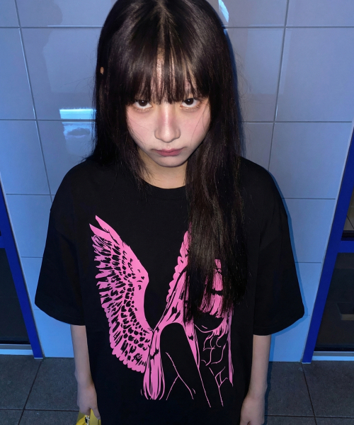 GRAVER（グレーバー）の「[ユニセックス]HALO 半袖Tシャツ_ブラック（Tシャツ/カットソー・レディース・ブラック/チャコールグレー・SMALL/MEDIUM/LARGE）」の6枚目の写真