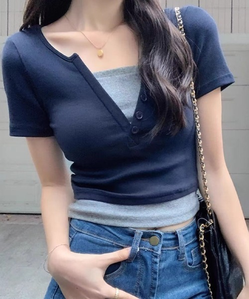 SallyLunn(サリーラン)の「フェイクツーピース キーネックカットソー(Tシャツ/カットソー・レディース・ネイビー/ピンク・MEDIUM/LARGE)」の1枚目の写真