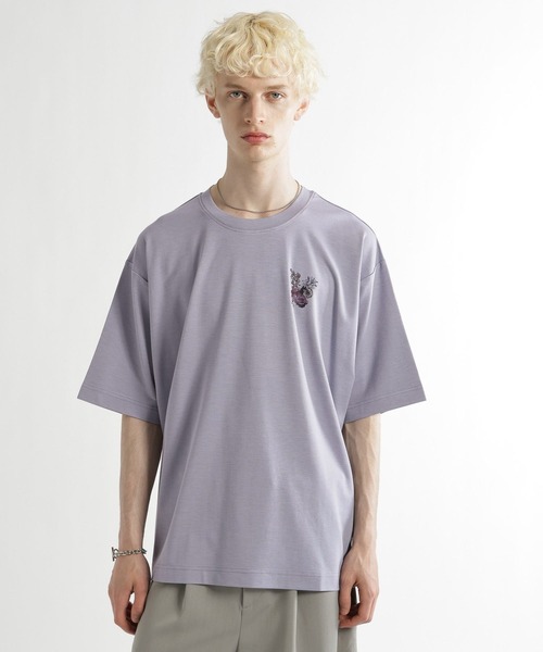 HARE（ハレ）の「【接触冷感】フラワーアートバックプリントカット(HARE)（Tシャツ/カットソー・メンズ・ブラック/ホワイト/オレンジ/パープル・SMALL/MEDIUM）」の3枚目の写真