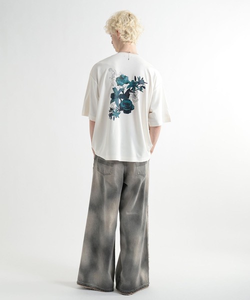 HARE（ハレ）の「【接触冷感】フラワーアートバックプリントカット(HARE)（Tシャツ/カットソー・メンズ・ブラック/ホワイト/オレンジ/パープル・SMALL/MEDIUM）」の8枚目の写真