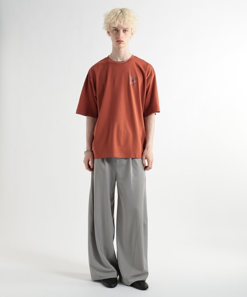 HARE（ハレ）の「【接触冷感】フラワーアートバックプリントカット(HARE)（Tシャツ/カットソー・メンズ・ブラック/ホワイト/オレンジ/パープル・SMALL/MEDIUM）」の12枚目の写真