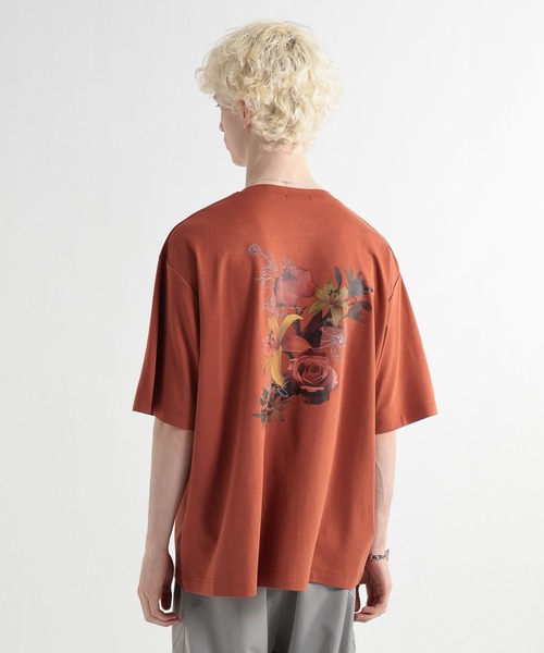 HARE（ハレ）の「【接触冷感】フラワーアートバックプリントカット(HARE)（Tシャツ/カットソー・メンズ・ブラック/ホワイト/オレンジ/パープル・SMALL/MEDIUM）」の21枚目の写真