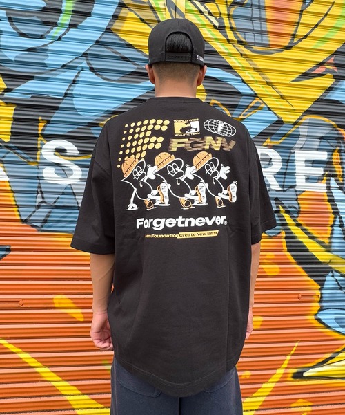 FORGET NEVER(フォーゲットネバー)の「【ムラサキスポーツ限定】FORGET NEVER/フォーゲットネバー コラボレーション 半袖 Tシャツ グラフィックTシャツ 263OO1ST944FN(Tシャツ/カットソー・メンズ・ホワイト/ブラック・M/XL/L)」の9枚目の写真