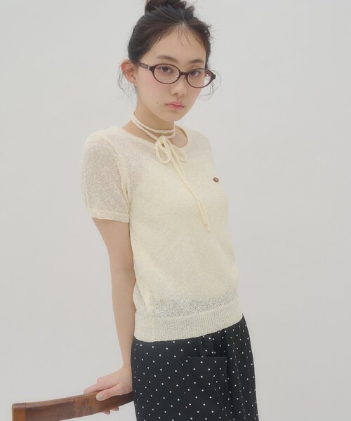 DISCOAT(ディスコート)の「【umm.】プレート付チョーカー半袖プルオーバー(ニット/セーター・レディース・ベビーピンク/レモンイエロー/アイボリー/サックスブルー/ブラウン・FREE)」の14枚目の写真