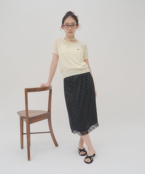DISCOAT(ディスコート)の「【umm.】プレート付チョーカー半袖プルオーバー(ニット/セーター・レディース・ベビーピンク/レモンイエロー/アイボリー/サックスブルー/ブラウン・FREE)」の19枚目の写真