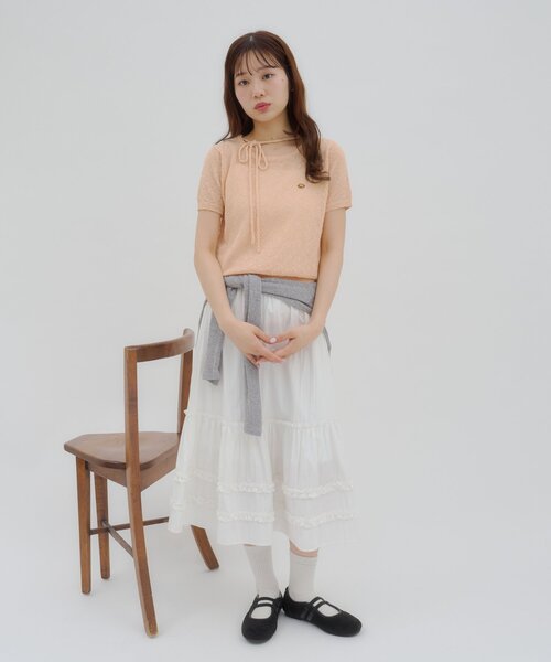 DISCOAT(ディスコート)の「【umm.】プレート付チョーカー半袖プルオーバー(ニット/セーター・レディース・ベビーピンク/レモンイエロー/アイボリー/サックスブルー/ブラウン・FREE)」の9枚目の写真