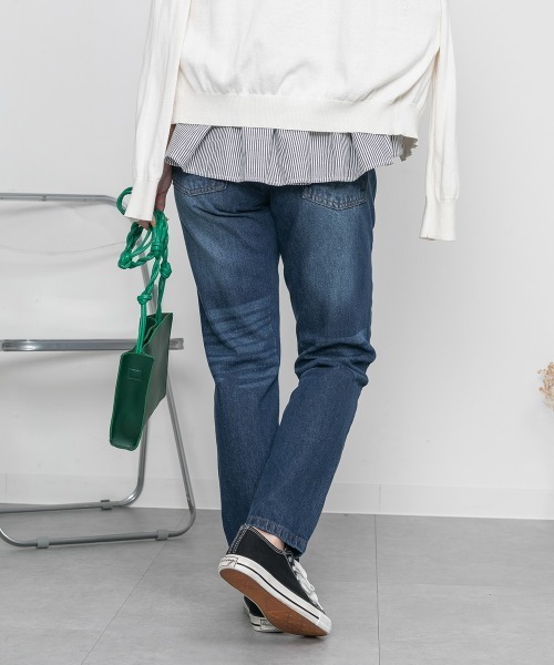RCD(アールシーディー)の「ヴェンテージ加工 テーパードデニムパンツ(デニムパンツ・レディース・ブルー/ネイビー・M/LL/L)」の5枚目の写真