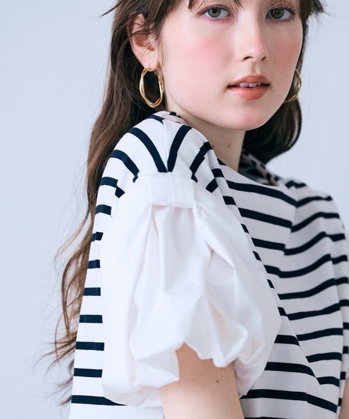 Audie a Muses(オーディアミューズ)の「リボンスリーブカットソー(Tシャツ/カットソー・レディース・オフホワイト/ブラック・42/38)」の8枚目の写真