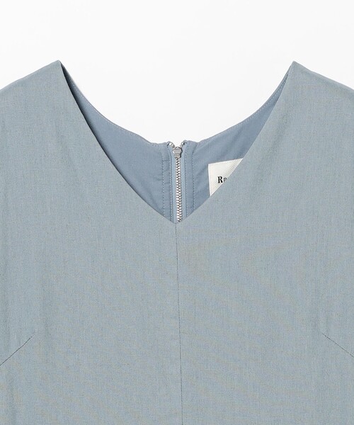 Ray BEAMS（レイビームス）の「【8/6 再値下げ】ギャザー キリカエ Vネック ノースリーブ ワンピース（ワンピース・レディース・ダークブラウン/ライトブルー/ブラック・0/1）」の12枚目の写真