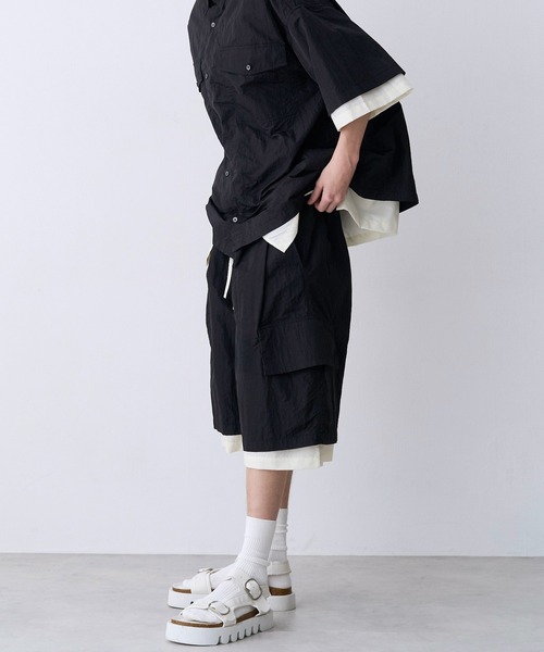 SeeSew(シーソー)の「【UNISEX】LAYERD WIDE SHORTPANTS/レイヤードワイドショートパンツ(その他パンツ・メンズ・グレー/ブラック/ネイビー・M/L)」の8枚目の写真