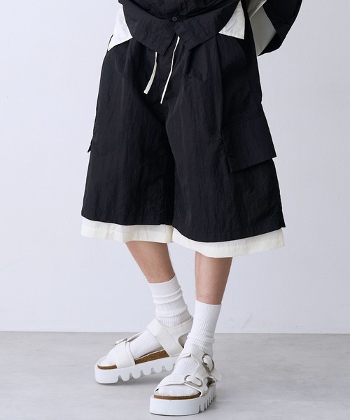 SeeSew(シーソー)の「【UNISEX】LAYERD WIDE SHORTPANTS/レイヤードワイドショートパンツ(その他パンツ・メンズ・グレー/ブラック/ネイビー・M/L)」の6枚目の写真