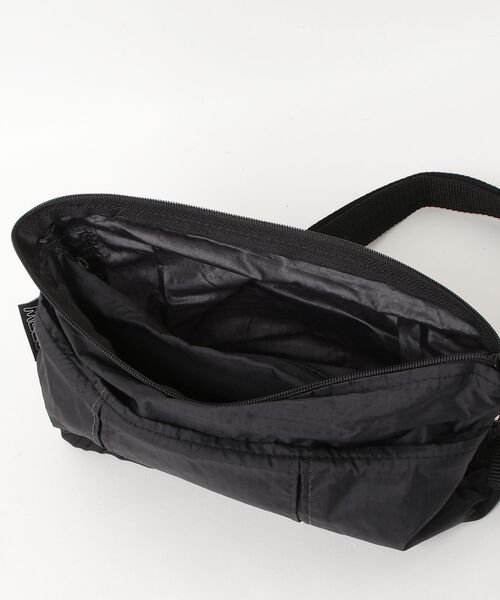 MELO(メロ)の「【MELO】メロ/OVAL SHAPED BAG(Mサイズ) MADE IN USA(New York)(ショルダーバッグ・メンズ・ロイヤルブルー/ホワイト/オレンジ/ブラック/その他/エメラルド・FREE)」の9枚目の写真