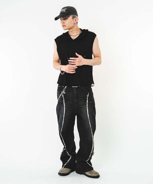 SHORT ROUND(ショートラウンド)の「SHORT ROUND/ヘンリーネックノースリーブパーカー(ベスト・メンズ・ブラック・LARGE/MEDIUM)」の3枚目の写真