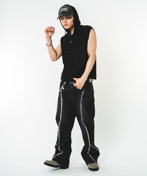 SHORT ROUND(ショートラウンド)の「SHORT ROUND/ヘンリーネックノースリーブパーカー(ベスト・メンズ・ブラック・LARGE/MEDIUM)」の13枚目の写真