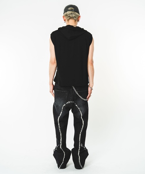 SHORT ROUND(ショートラウンド)の「SHORT ROUND/ヘンリーネックノースリーブパーカー(ベスト・メンズ・ブラック・LARGE/MEDIUM)」の20枚目の写真