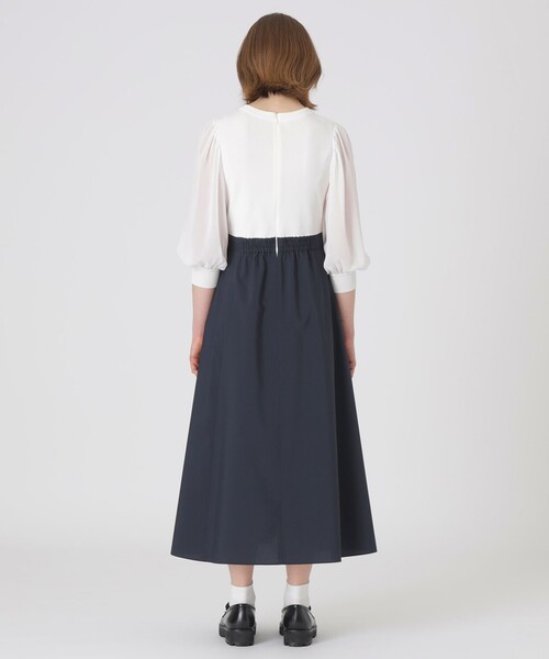 BLUE LABEL CRESTBRIDGE(ブルーレーベルクレストブリッジ)の「シアースリーブニットドッキングドレス(ワンピース・レディース・ブラック/オフホワイト・36/40/38)」の4枚目の写真