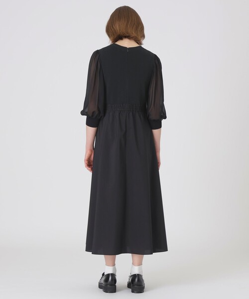 BLUE LABEL CRESTBRIDGE(ブルーレーベルクレストブリッジ)の「シアースリーブニットドッキングドレス(ワンピース・レディース・ブラック/オフホワイト・36/40/38)」の12枚目の写真