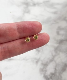 Newport（ニューポート）の「YU-KA:スターミニピアス Star Mini Earrings（ピアス（両耳用））」