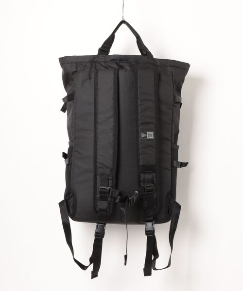 NEW ERA(ニューエラ)の「NEWERA ニューエラ エクスプローラー トートバッグ 22L 150D NEW ERAロゴ(トートバッグ・メンズ・ブラック・FREE)」の2枚目の写真