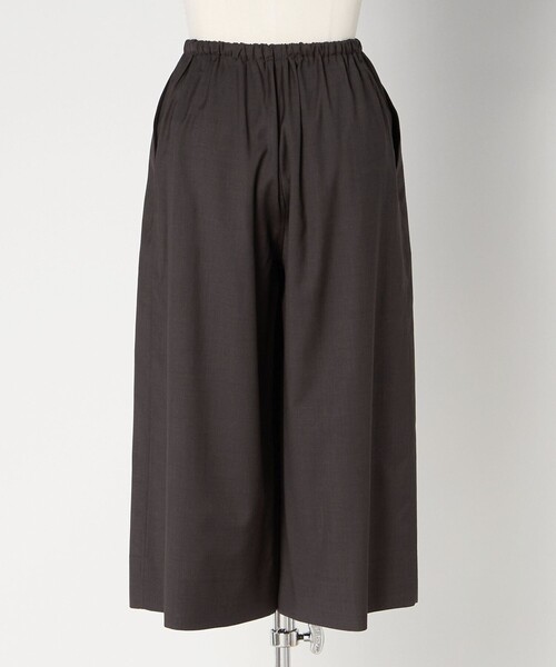 LOEFF(ロエフ)の「<LOEFF>トロピカルウール ガウチョ パンツ(その他パンツ・レディース・ブラウン系/ブラック/ワイン・0/1)」の18枚目の写真