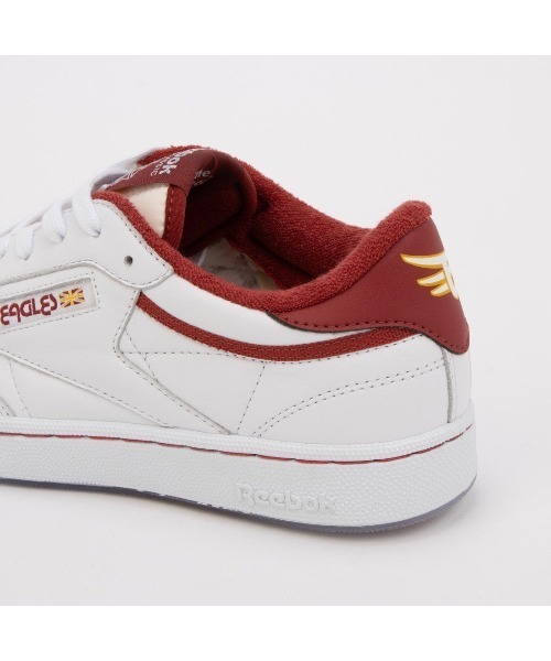 Reebok(リーボック)の「【別注】クラブシー ヴィンテージ イーグルス / CLUB C 85 VINTAGE EAGLES(スニーカー・メンズ・ホワイト×レッド・24.5cm/23.5cm/25.0cm/24.0cm/23.0cm/22.5cm/28.0cm/27.5cm/27.0cm/26.5cm/26.0cm/25.5cm/29.0cm/28.5cm)」の3枚目の写真