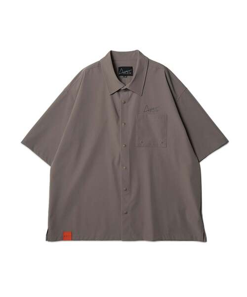 Import & Select(インポートアンドセレクト)の「【AUST】 ナイロンBIGシャツ(シャツ/ブラウス・メンズ・グレー/チャコールグレー/ブラック・2/3)」の3枚目の写真
