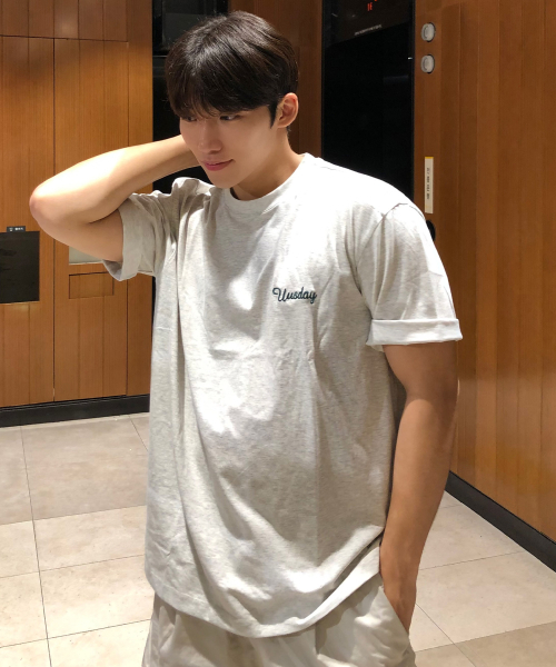 MINDBRIDGE（マインドブリッジ）の「[UNS]ドゥグッド_バックポイントオーバーサイズ半袖Tシャツ - 3カラー（Tシャツ/カットソー・メンズ・ライトブラウン/オートミール/グレー・100/105/110/95）」の15枚目の写真