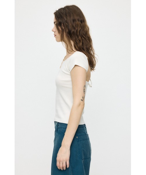 MOUSSY(マウジー)の「BACK OPEN SHORT SLEEVE Tシャツ(Tシャツ/カットソー・レディース・ブラック/ピンク/ホワイト・FREE)」の11枚目の写真