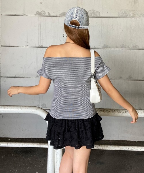 non-hedge(ノンヘッジ)の「ボーダーロゴオフショルダーTシャツ(Tシャツ/カットソー・レディース・グレー/オフホワイト・FREE)」の6枚目の写真