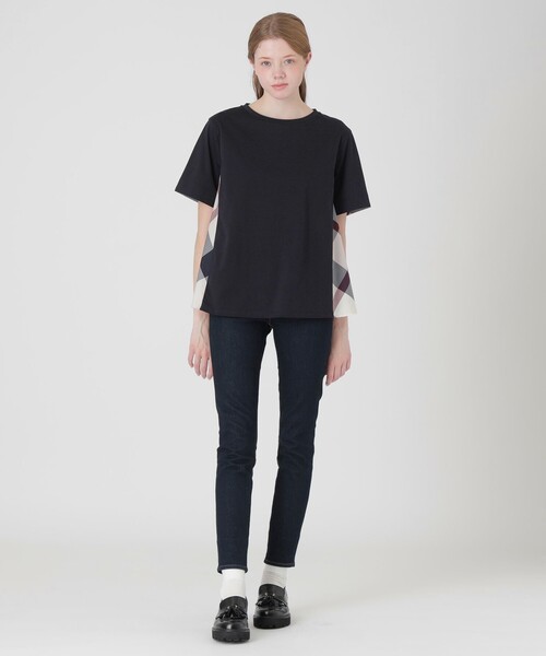 BLUE LABEL CRESTBRIDGE（ブルーレーベルクレストブリッジ）の「プレーティングシルケット天竺サイドチェックTシャツ（Tシャツ/カットソー・レディース・ダークネイビー/ブラック/ホワイト・38/40）」の4枚目の写真
