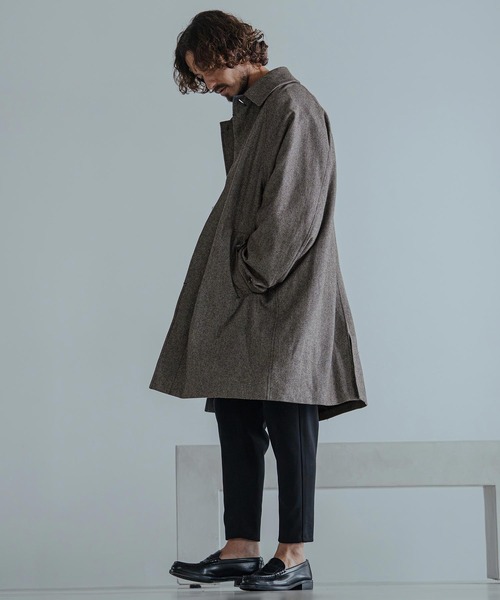 Magine(マージン)の「mj11743-Herringbone Tweed Oversized Balmacaan Coat バルマカンコート(MGN-263-013)(その他アウター・メンズ・ホワイト/ブラック/チャコール・44/46/48)」の8枚目の写真