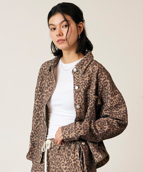 RIKKA FEMME（リッカファム）の「RIKKA FEMME/リッカファム 長袖シャツ RF6F-2601（シャツ/ブラウス・レディース・レオパード/ブルー・S/M/M/L）」の2枚目の写真
