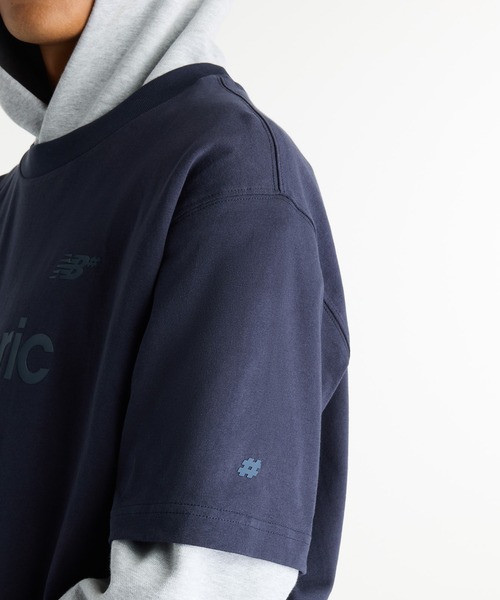 NEW BALANCE（ニューバランス）の「Numeric ショートスリーブTシャツ（Tシャツ/カットソー・メンズ・スミクロ/カーキブラウン/ボルドー・LARGE/MEDIUM/XX-LARGE/SMALL/X-LARGE）」の18枚目の写真