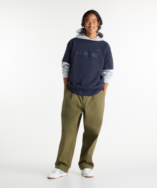 NEW BALANCE（ニューバランス）の「Numeric ショートスリーブTシャツ（Tシャツ/カットソー・メンズ・スミクロ/カーキブラウン/ボルドー・LARGE/MEDIUM/XX-LARGE/SMALL/X-LARGE）」の20枚目の写真
