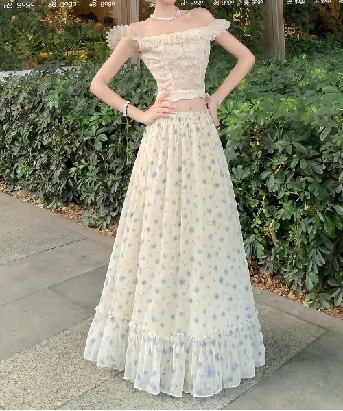 ＆soiree（アンドソワレ）の「ワッシャーフリル花柄ウエストゴムフレアスカート（スカート・レディース・ホワイト・LARGE/MEDIUM/SMALL/X-LARGE）」の2枚目の写真
